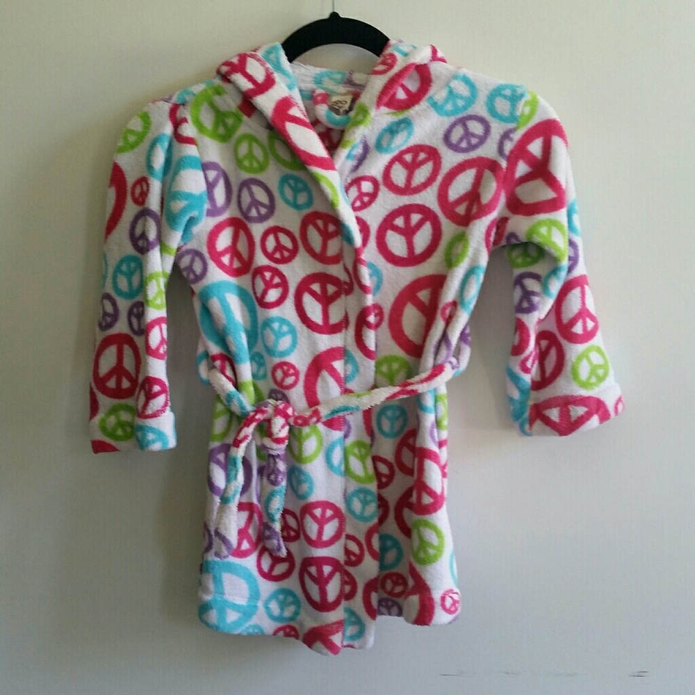 Hooded Rainbow Peace Sign Plush Robe Girls (6)